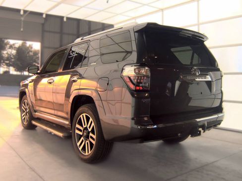 Used 2020 Toyota 4Runner Limited RWD image 4