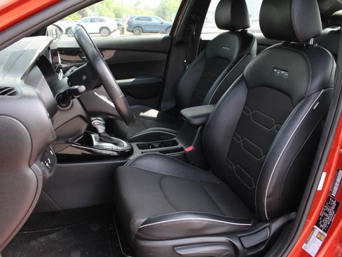 Used 2023 Kia Forte GT-Line w/ GT-Line Premium Package FWD image 15