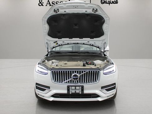 Certified 2024 Volvo XC90 B6 Plus w/ Protection Package Premier AWD/4WD image 46