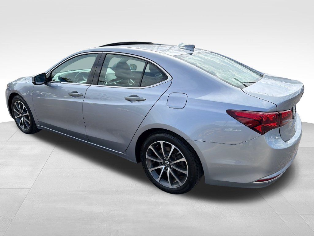 Used 2016 Acura TLX w/ Technology Package FWD image 5