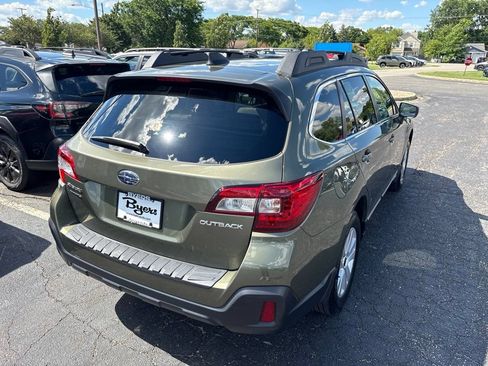Used 2019 Subaru Outback 2.5i Premium w/ Popular Package #2 AWD/4WD image 3