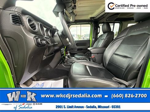 Used 2019 Jeep Wrangler Unlimited Sahara AWD/4WD image 18