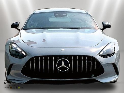 Used 2025 Mercedes-Benz AMG GT 63 image 3