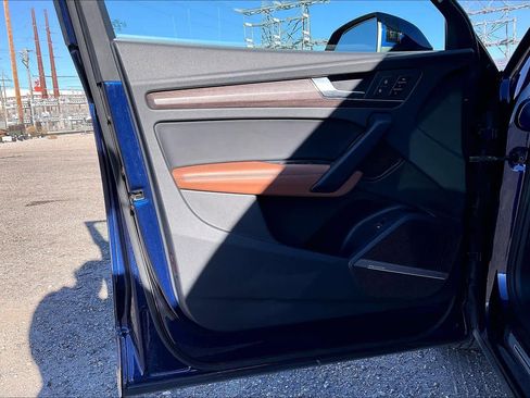 Used 2022 Audi Q5 2.0T Prestige image 22