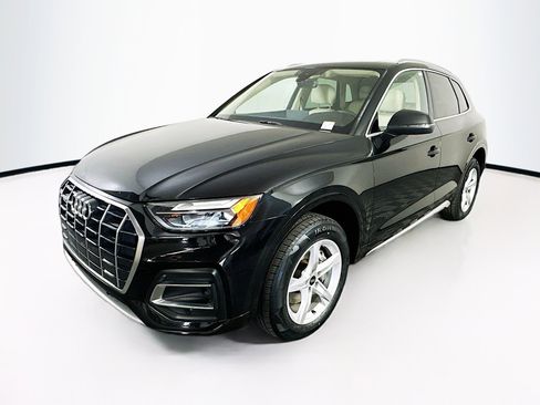 Used 2023 Audi Q5 2.0T Premium w/ Convenience Package AWD/4WD image 3