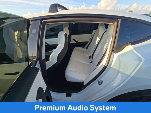 Used 2024 Tesla Model 3 Performance AWD/4WD image 11