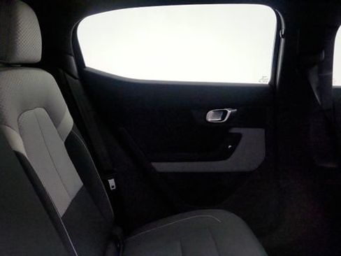 Used 2023 Polestar Polestar 2 w/ Pilot Pack FWD image 38