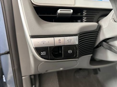 Used 2023 Hyundai Ioniq 5 Limited image 19