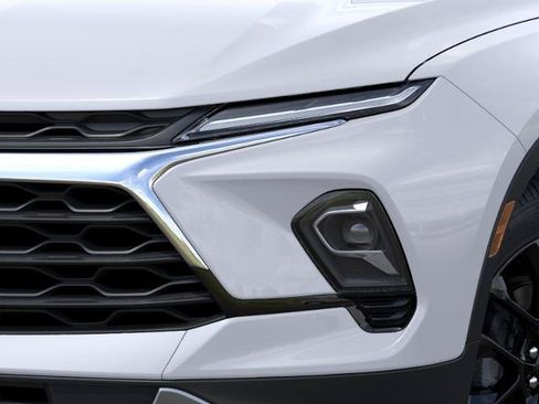 New 2026 Chevrolet Blazer LT w/ Convenience Package FWD image 34