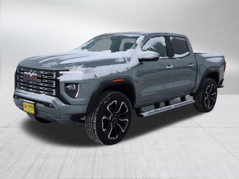 New 2026 GMC Canyon Denali image 3