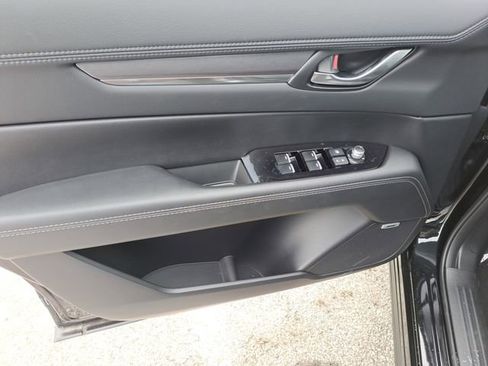 New 2025 MAZDA CX-5 AWD 2.5 S w/ Premium Plus Pkg image 19