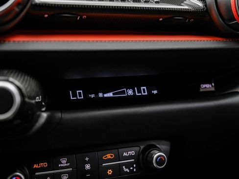 Used 2019 Ferrari 812 Superfast RWD image 30