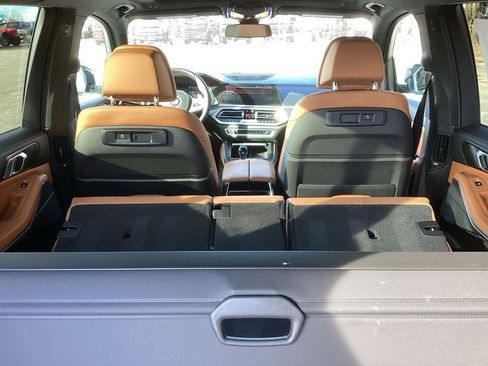 Used 2022 BMW X5 sDrive40i w/ M Sport Package image 13