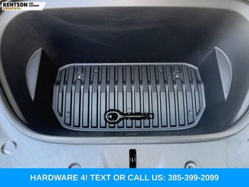 Used 2023 Tesla Model Y Long Range AWD/4WD image 33