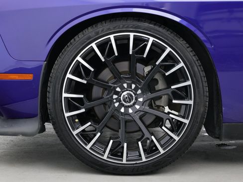 Used 2022 Dodge Challenger GT w/ Blacktop Package RWD image 8