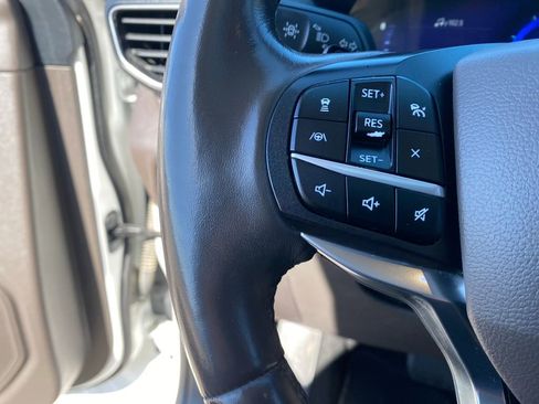 Used 2020 Ford Explorer Platinum w/ Premium Technology Package image 41