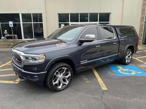 Used 2021 RAM 1500 Limited AWD/4WD image 2