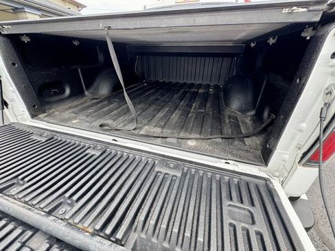 Used 2014 Ford F150 FX4 w/ Equipment Group 402A Luxury image 6