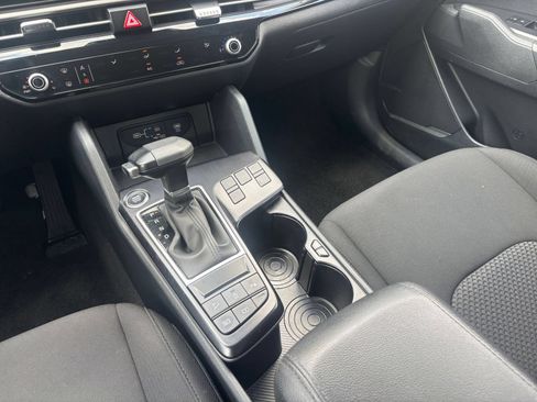 Used 2026 Kia Sportage LX FWD image 38