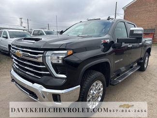Used 2025 Chevrolet Silverado 2500 LTZ w/ LTZ Plus Package video 1
