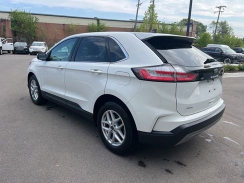 Used 2023 Ford Edge SEL AWD/4WD image 7