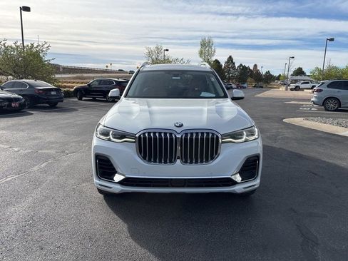 Used 2022 BMW X7 xDrive40i w/ Premium Package image 8