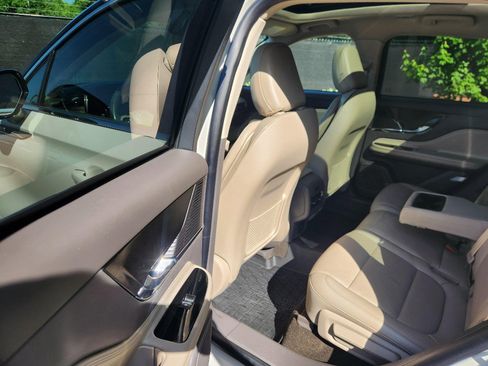 Used 2022 Lincoln Corsair Reserve w/ Equipment Group 201A image 24