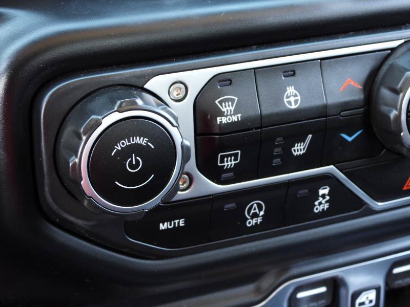 Used 2023 Jeep Gladiator Willys AWD/4WD image 65