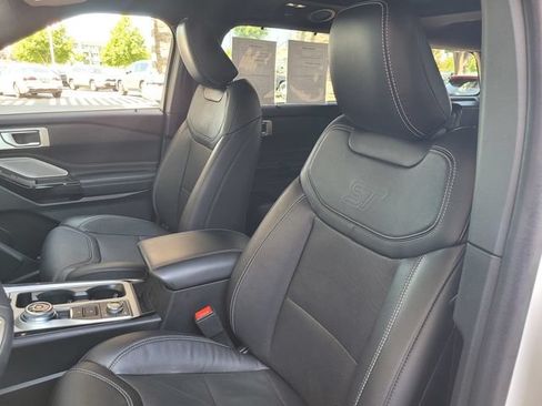 Used 2024 Ford Explorer ST w/ Equipment Group 401A AWD/4WD image 25