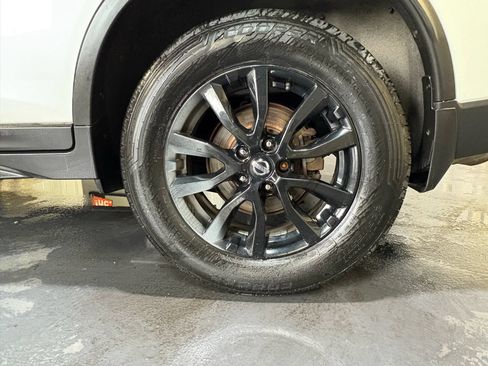 Used 2017 Nissan Rogue SV w/ Midnight Edition Package AWD/4WD image 29