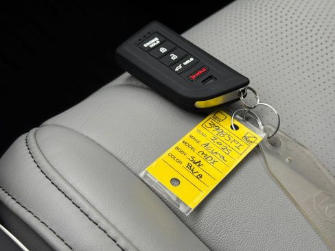 Used 2025 Acura MDX SH-AWD w/ Technology Package image 37