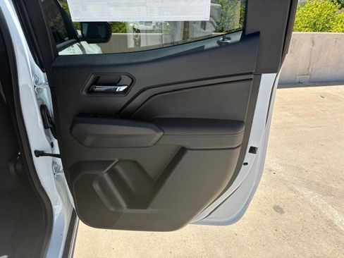 New 2025 Chevrolet Colorado LT image 17