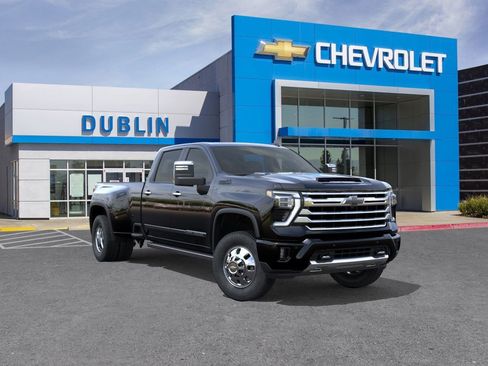 New 2026 Chevrolet Silverado 3500 High Country w/ High Country Premium Package image 2