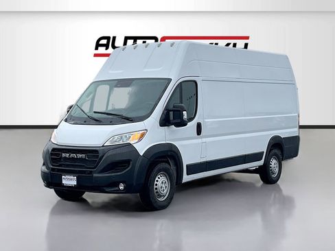 Used 2024 RAM ProMaster 3500 w/ Safety Group FWD image 3