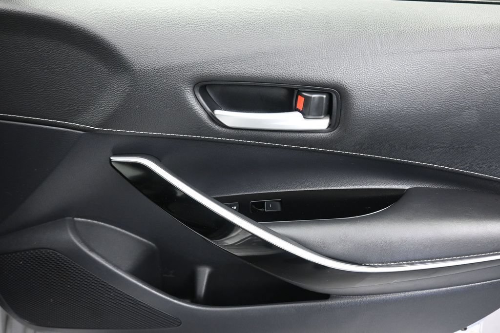 Used 2019 Toyota Corolla XSE FWD image 40