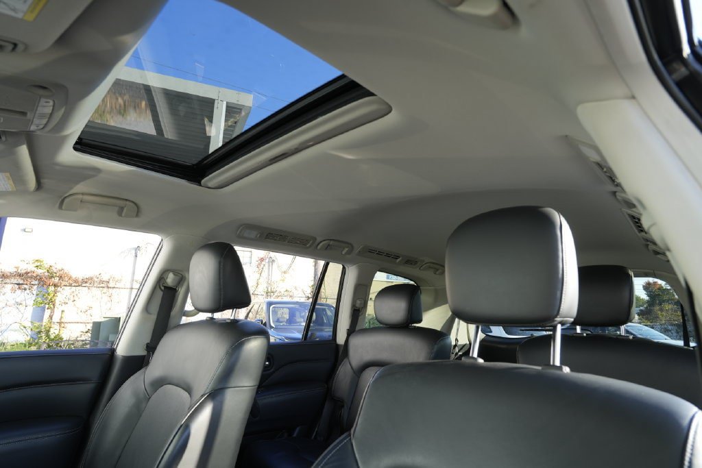 Used 2019 INFINITI QX80 Luxe AWD/4WD image 23