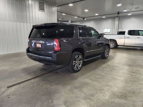 Used 2017 GMC Yukon Denali w/ Open Road Package AWD/4WD image 8