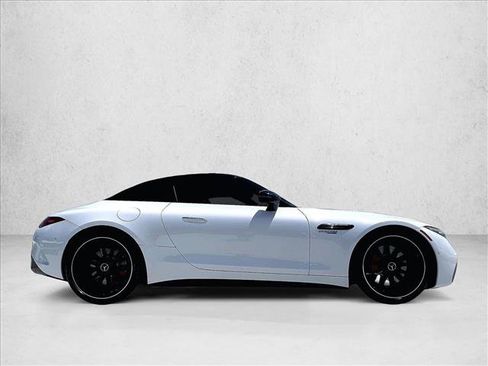 Used 2022 Mercedes-Benz SL 63 AMG 4MATIC image 5