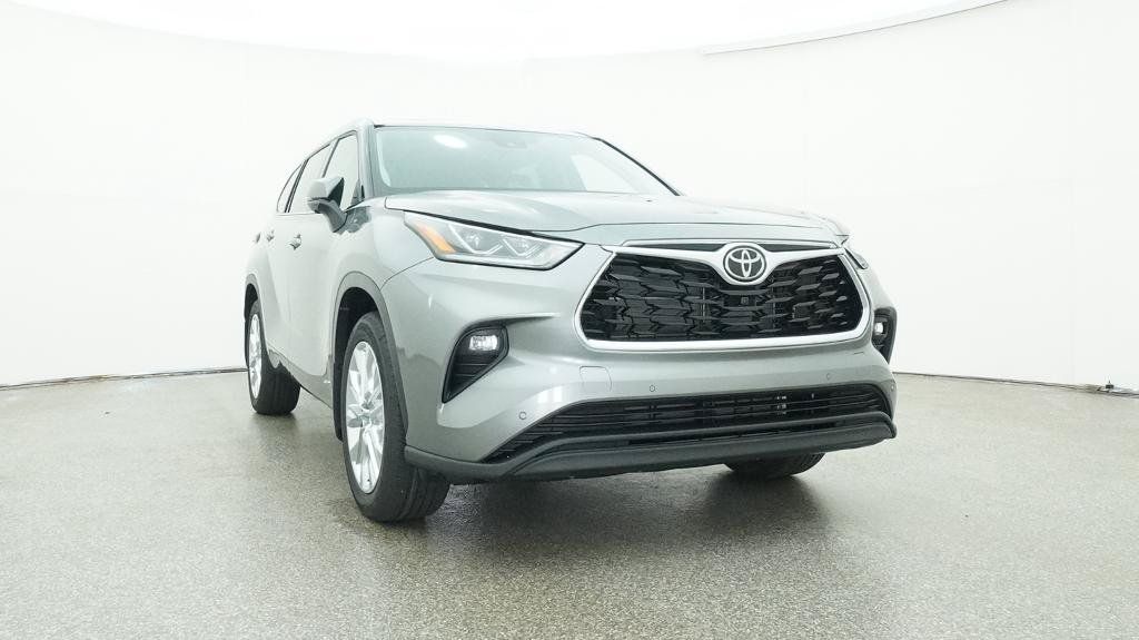 New 2026 Toyota Highlander Limited AWD/4WD image 7