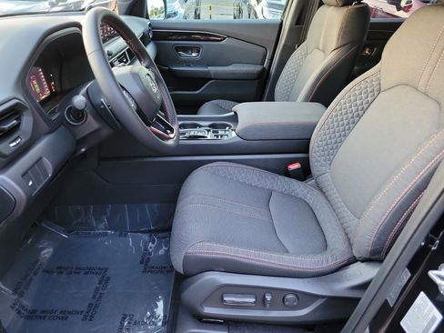 New 2026 Honda Pilot Sport image 18