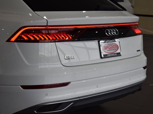 Used 2019 Audi Q8 Premium w/ Convenience Package AWD/4WD image 9