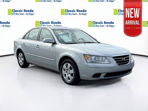 Used 2010 Hyundai Sonata GLS w/ Popular Equipment Pkg 2 FWD image 1