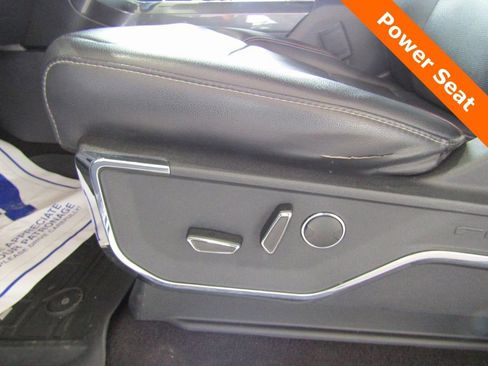 Used 2022 Ford F150 Lariat w/ Equipment Group 502A High image 7