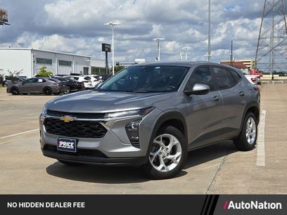 Used 2024 Chevrolet Trax LS w/ LS Convenience Package