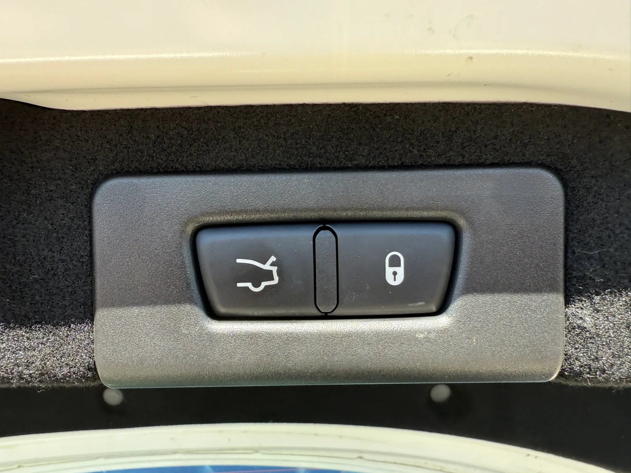 Used 2019 Maserati Ghibli RWD image 29