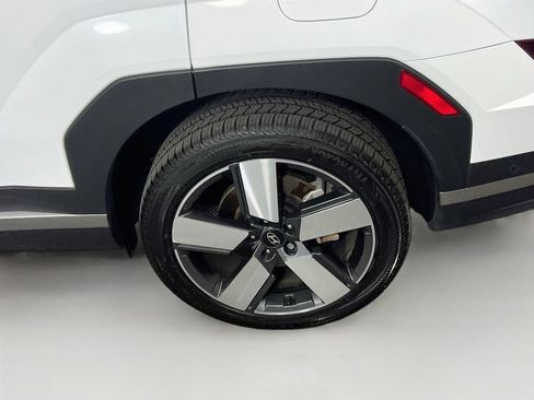 Certified 2025 Hyundai Santa Fe Limited AWD/4WD image 32
