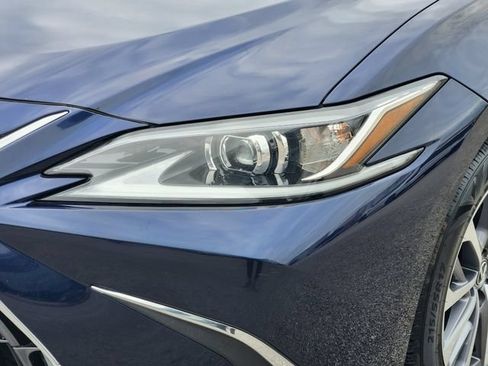 Used 2022 Lexus ES 350 w/ Accessory Package 2 FWD image 7