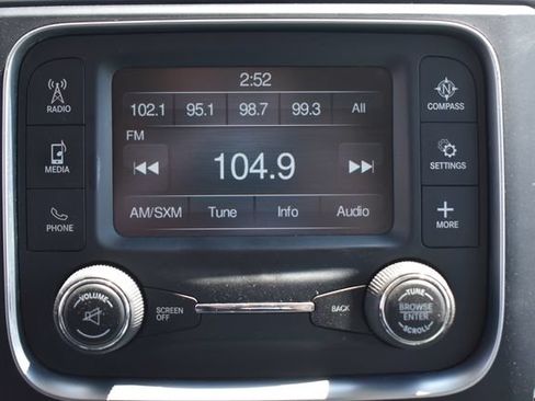 Used 2017 RAM 2500 SLT AWD/4WD image 28