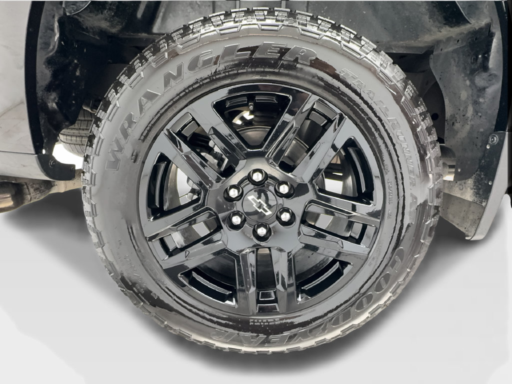 Used 2026 Chevrolet Silverado 1500 RST w/ RST Select Package RWD image 16