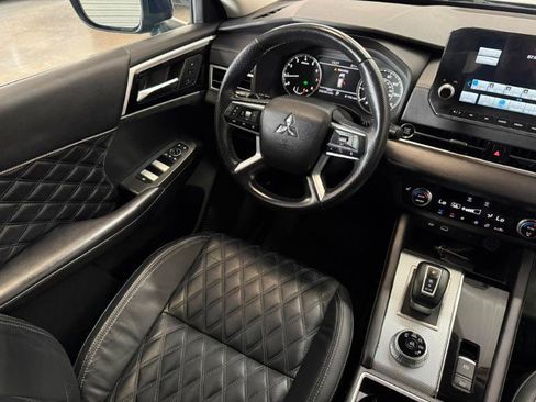 Used 2022 Mitsubishi Outlander SEL FWD image 16